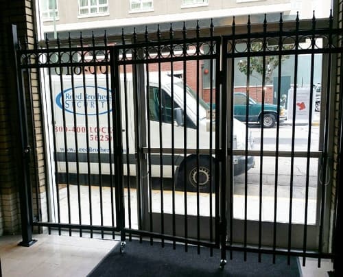 folding gates