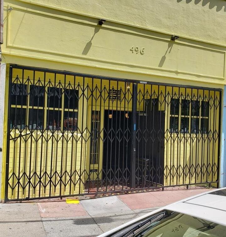 folding gate scissor gate