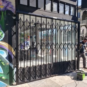 folding gate scissor gate