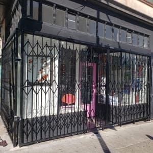 folding gate scissor gate
